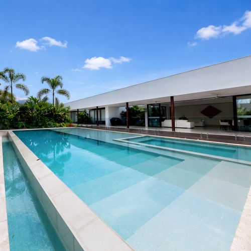Casa de 4 alcobas en venta en Pance, Cali, 870 m² · foto 2 de 23