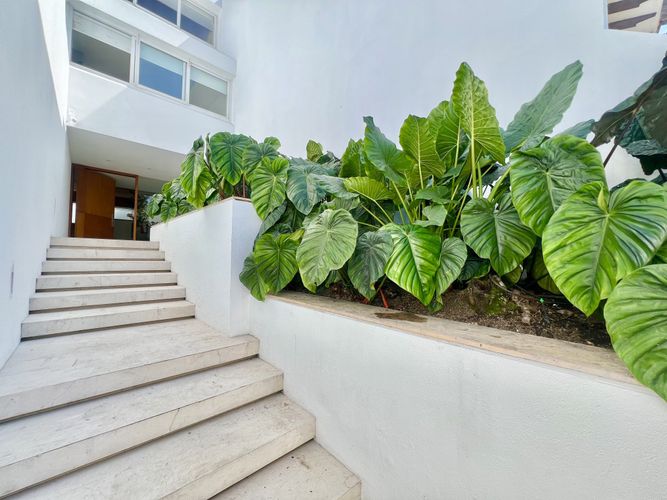 Casa de 4 alcobas en venta en Normandia, Cali, 402 m² · foto 4 de 24