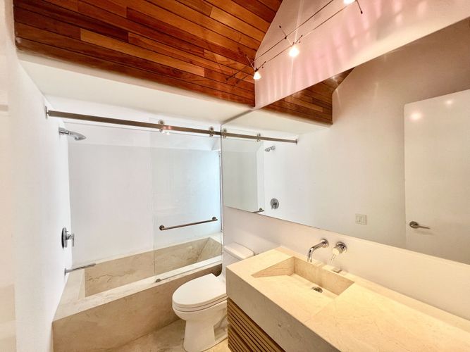 Casa de 4 alcobas en venta en Normandia, Cali, 402 m² · foto 17 de 24