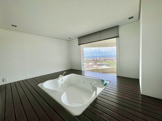Apartamento de 5 alcobas en venta en Normandia, Cali, 596 m² · foto 11 de 24