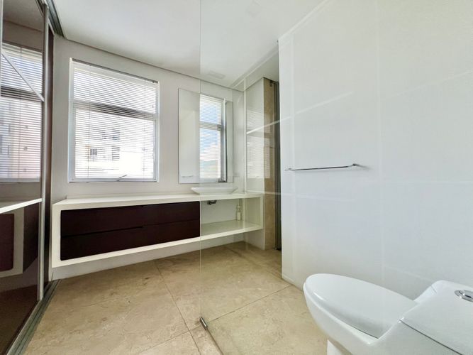 Apartamento de 5 alcobas en venta en Normandia, Cali, 596 m² · foto 13 de 24