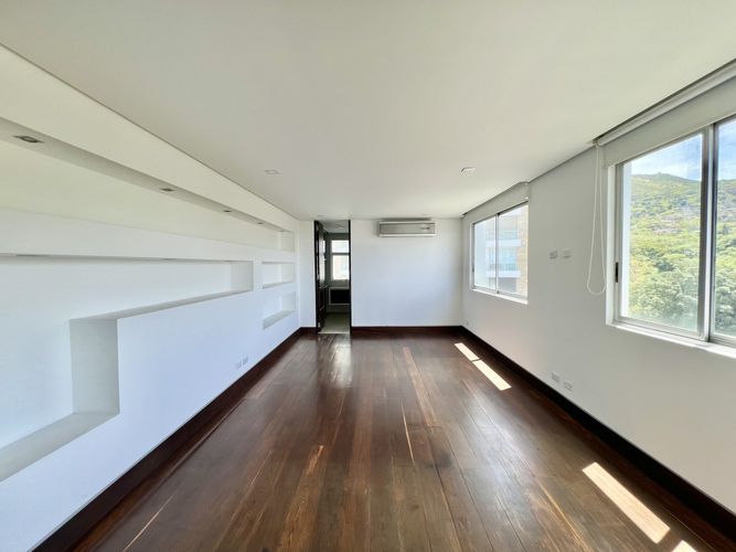Apartamento de 5 alcobas en venta en Normandia, Cali, 596 m² · foto 14 de 24