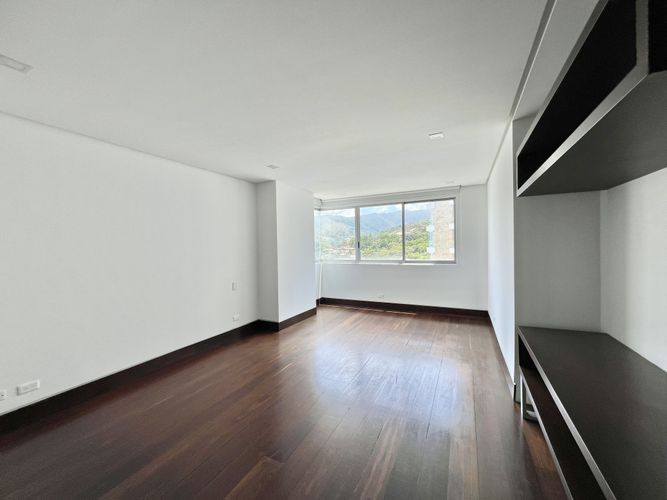 Apartamento de 5 alcobas en venta en Normandia, Cali, 596 m² · foto 15 de 24