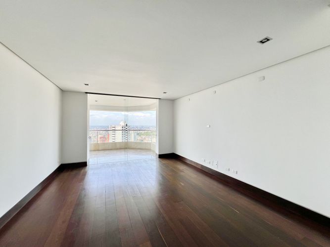 Apartamento de 5 alcobas en venta en Normandia, Cali, 596 m² · foto 18 de 24