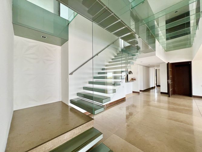 Apartamento de 5 alcobas en venta en Normandia, Cali, 596 m² · foto 21 de 24