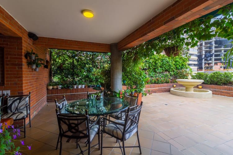 Apartamento de 4 alcobas en venta en Normandia, Cali, 389 m² · foto 4 de 24