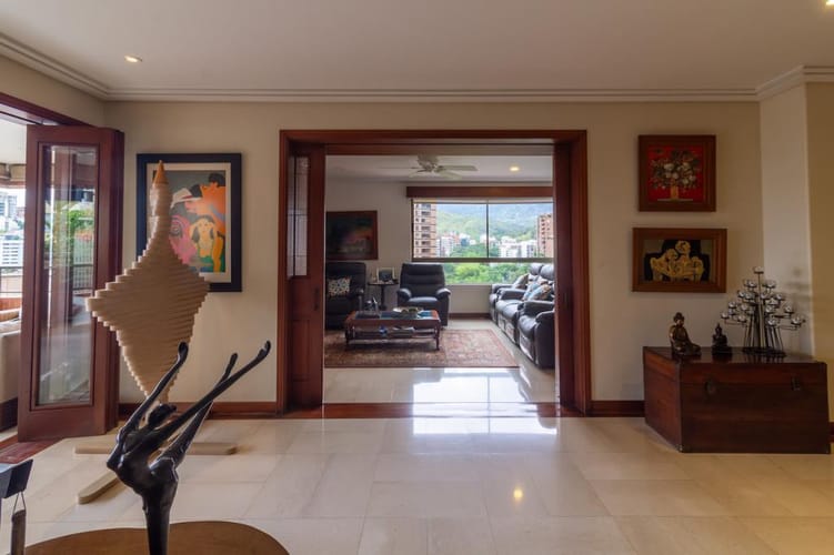 Apartamento de 4 alcobas en venta en Normandia, Cali, 389 m² · foto 13 de 24