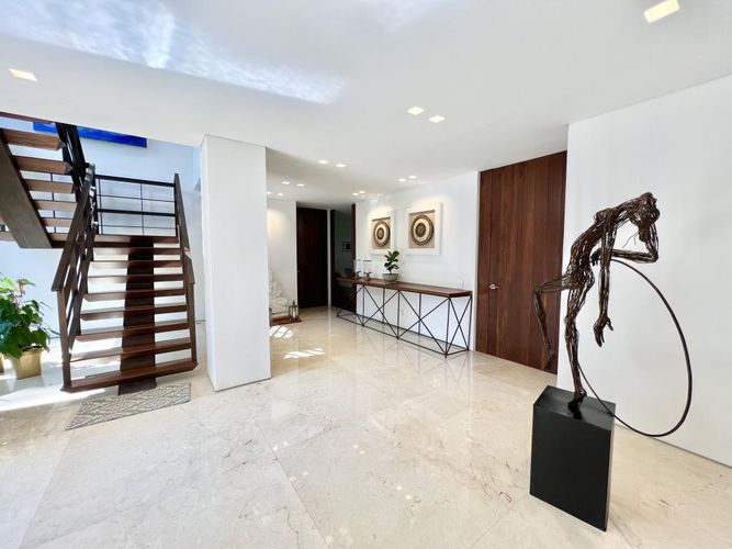 Casa de 4 alcobas en venta en Aguacatal, Cali, 566 m² · foto 7 de 24