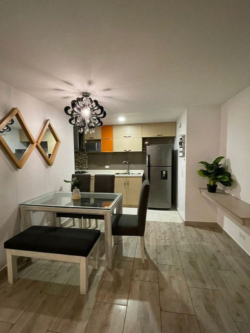 Apartamento en venta en El Poblado, Medellín · foto 6 de 15
