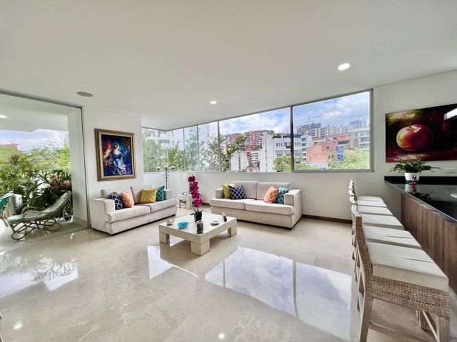 Apartamento de 3 alcobas en venta en Santa Rita, Cali, 229 m² · foto 9 de 24