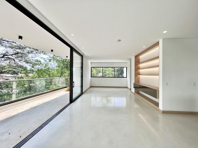 Apartamento de 3 alcobas en venta en Ciudad Jardin, Cali, 265 m² · foto 5 de 24