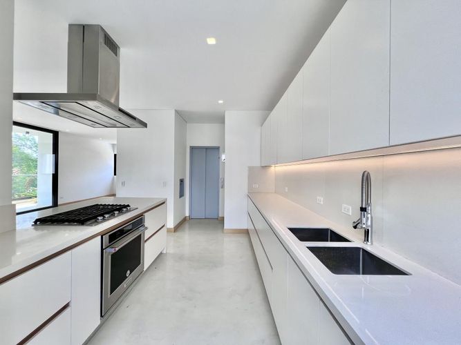 Apartamento de 3 alcobas en venta en Ciudad Jardin, Cali, 265 m² · foto 13 de 24