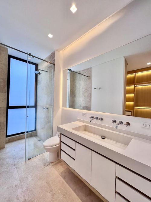 Apartamento de 3 alcobas en venta en Ciudad Jardin, Cali, 265 m² · foto 19 de 24