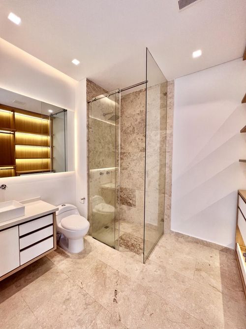 Apartamento de 3 alcobas en venta en Ciudad Jardin, Cali, 265 m² · foto 21 de 24
