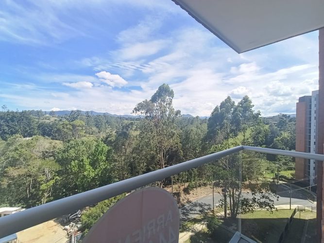 Apartamento de 3 alcobas en arriendo en Los Colegios, Rionegro, 66 m² · foto 3 de 15