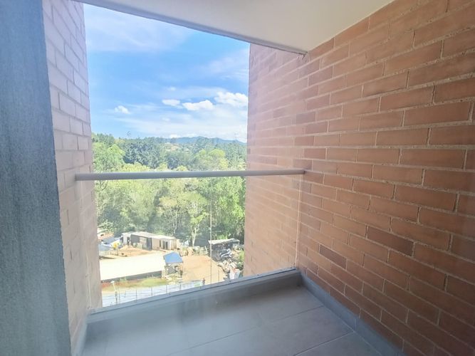 Apartamento de 3 alcobas en arriendo en Los Colegios, Rionegro, 66 m² · foto 8 de 15