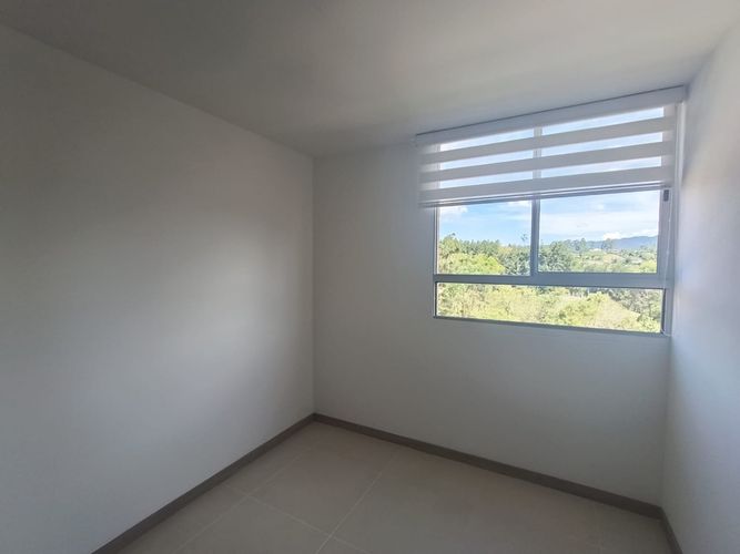 Apartamento de 3 alcobas en arriendo en Los Colegios, Rionegro, 66 m² · foto 10 de 15