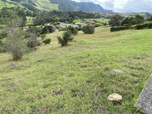 Lote en venta en Paso Real, La Calera, 1919 m² · foto 3 de 4