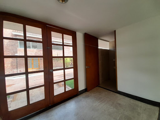 Casa en venta en San Jose De Bavaria, Bogotá · foto 2 de 22