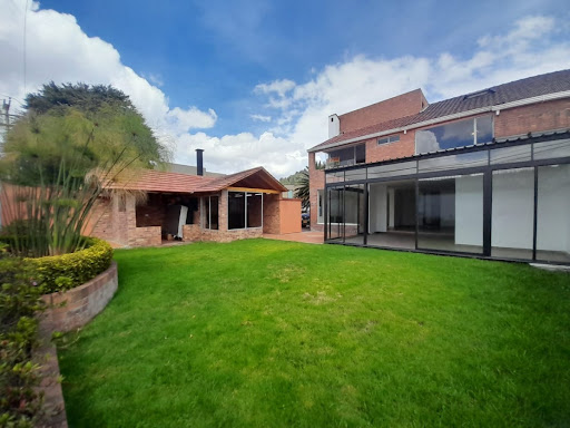 Casa en venta en San Jose De Bavaria, Bogotá · foto 21 de 22