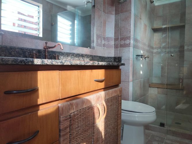Apartamento de 2 alcobas en venta en El Poblado, Medellín, 183 m² · foto 12 de 18