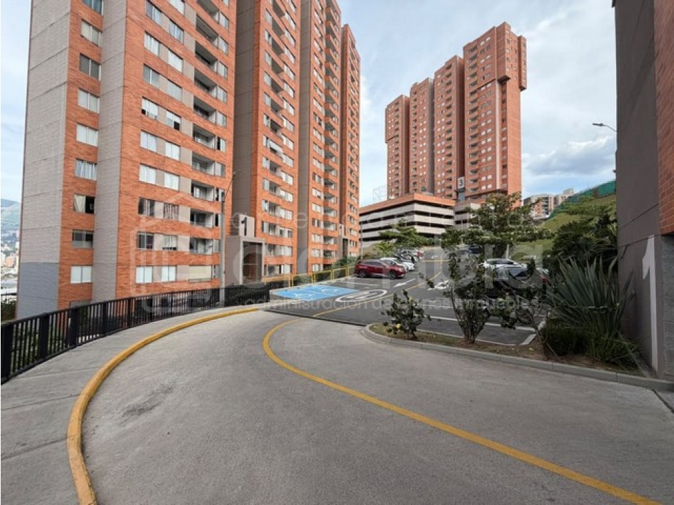 Apartamento en venta en Viviendas Del Sur, Itagüí · foto 15 de 16