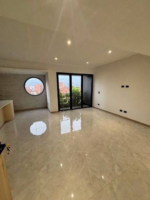 Apartamento en venta en Laureles, Medellín · foto 4 de 18