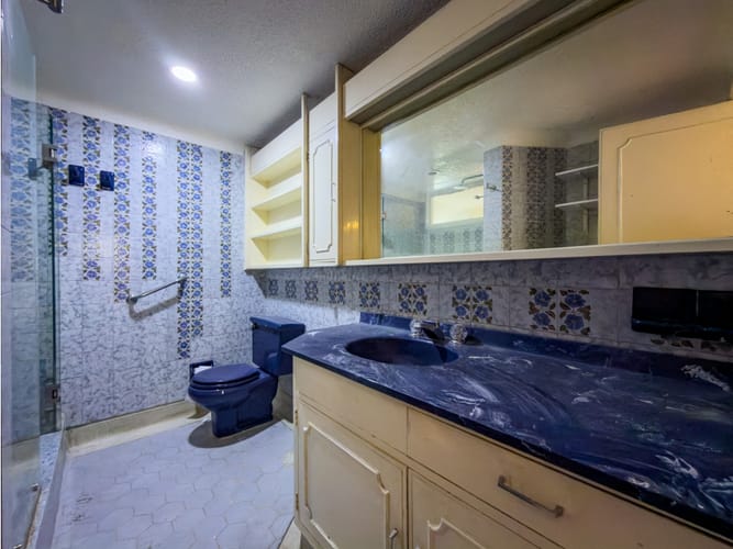 Apartamento de 3 alcobas en venta en Santa Barbara, Bogotá, 189 m² · foto 13 de 24