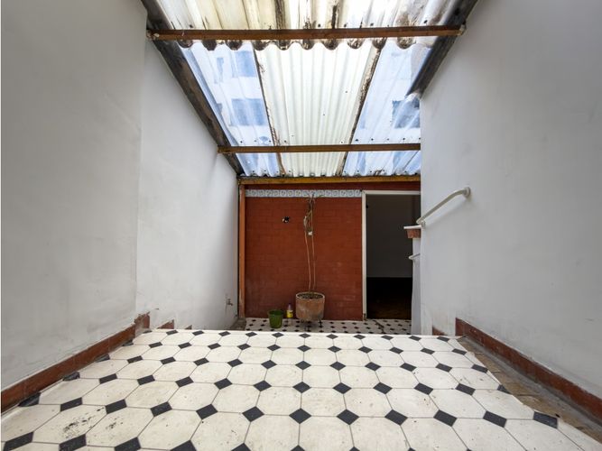 Apartamento de 3 alcobas en venta en Santa Barbara, Bogotá, 189 m² · foto 22 de 24