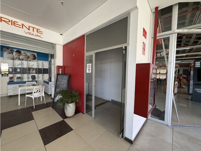 Local en arriendo en Rionegro, 6 m² · foto 2 de 7