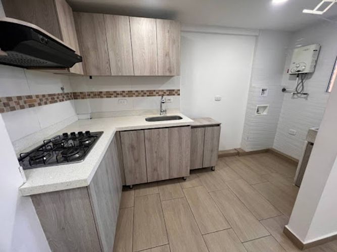 Apartamento de 2 alcobas en arriendo en Cabecera San Antonio De Prado, Medellín, 55 m² · foto 8 de 11