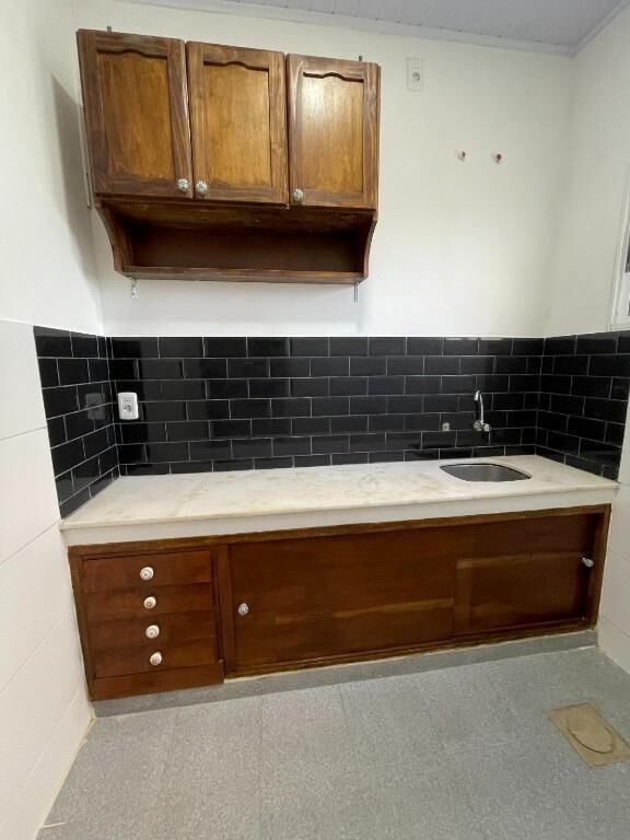 1 dormitorio tipo casita en Pocitos | Estufa a leña y parrillero, Sin GC · Foto 3