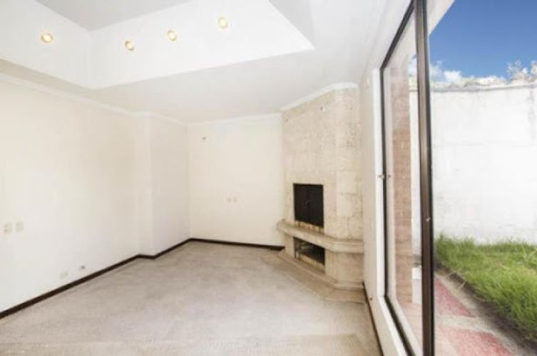 Casa de 4 alcobas en venta en Alhambra, Bogotá, 360 m² · foto 10 de 18