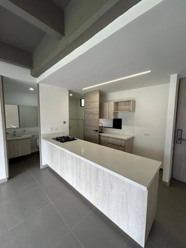 1BR Apartment in Loma del Escobero (65 m²) - 2