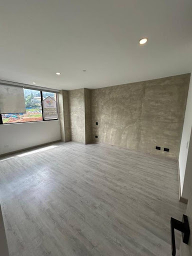 1BR Apartment in Loma del Escobero (65 m²) - 4