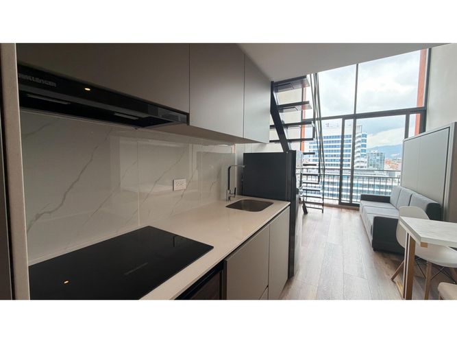 Apartamento de 1 alcoba en venta en Chico Norte, Bogotá, 38 m² · foto 2 de 17