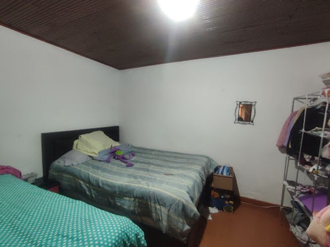 Casa de 3 alcobas en venta en Las Ferias, Bogotá, 134 m² · foto 2 de 9