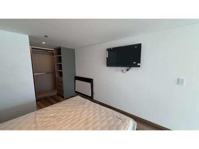 Apartamento de 1 alcoba en venta en Chico Norte, Bogotá, 38 m² · foto 12 de 17