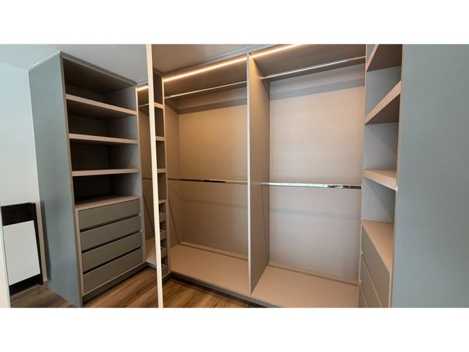 Apartamento de 1 alcoba en venta en Chico Norte, Bogotá, 38 m² · foto 13 de 17
