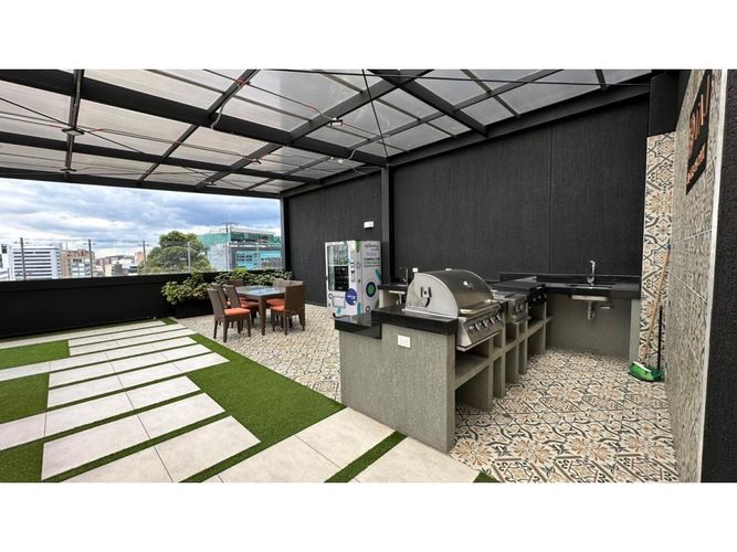Apartamento de 1 alcoba en venta en Chico Norte, Bogotá, 38 m² · foto 15 de 17