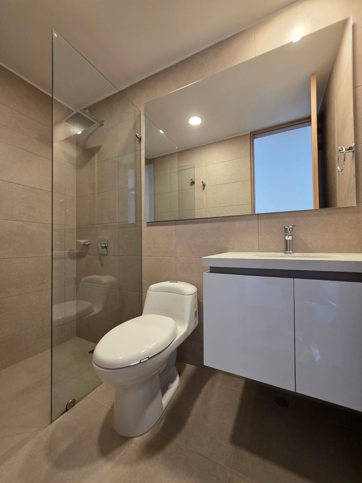 Apartamento en venta en Ciudad Salitre, Bogotá · foto 17 de 24