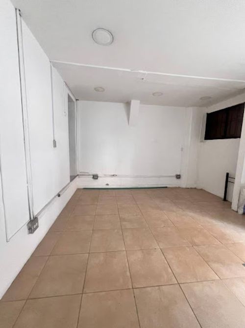 Local en arriendo en Manchester, Bello, 500 m² · foto 3 de 24