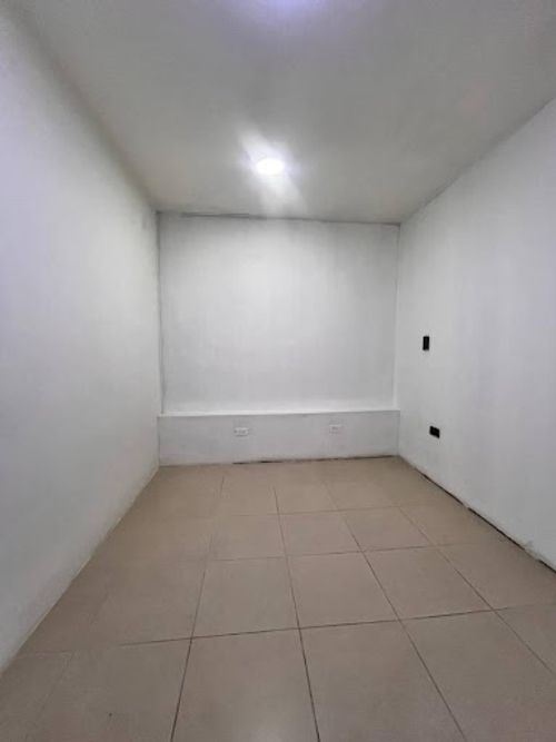 Local en arriendo en Manchester, Bello, 500 m² · foto 9 de 24