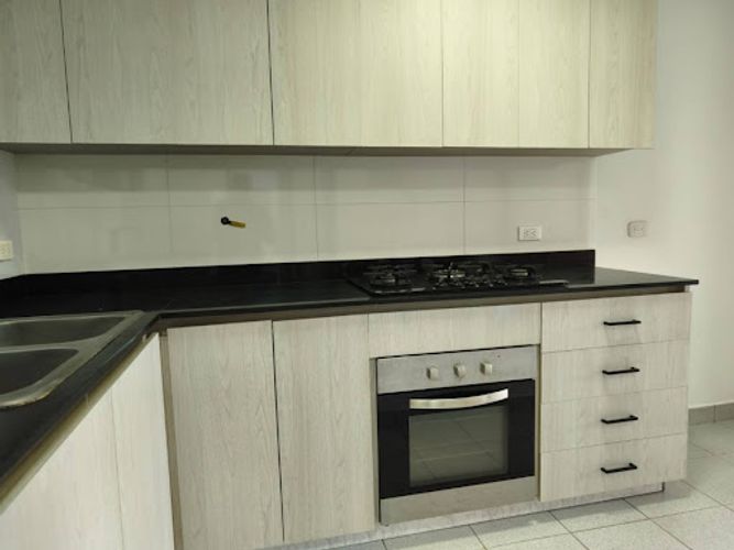 Apartamento de 3 alcobas en arriendo en San Fernando, Medellín, 121 m² · foto 6 de 22