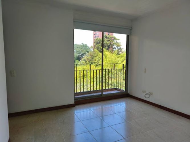 Apartamento de 3 alcobas en arriendo en San Fernando, Medellín, 121 m² · foto 10 de 22
