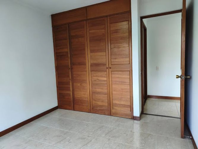 Apartamento de 3 alcobas en arriendo en San Fernando, Medellín, 121 m² · foto 14 de 22