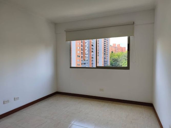 Apartamento de 3 alcobas en arriendo en San Fernando, Medellín, 121 m² · foto 15 de 22