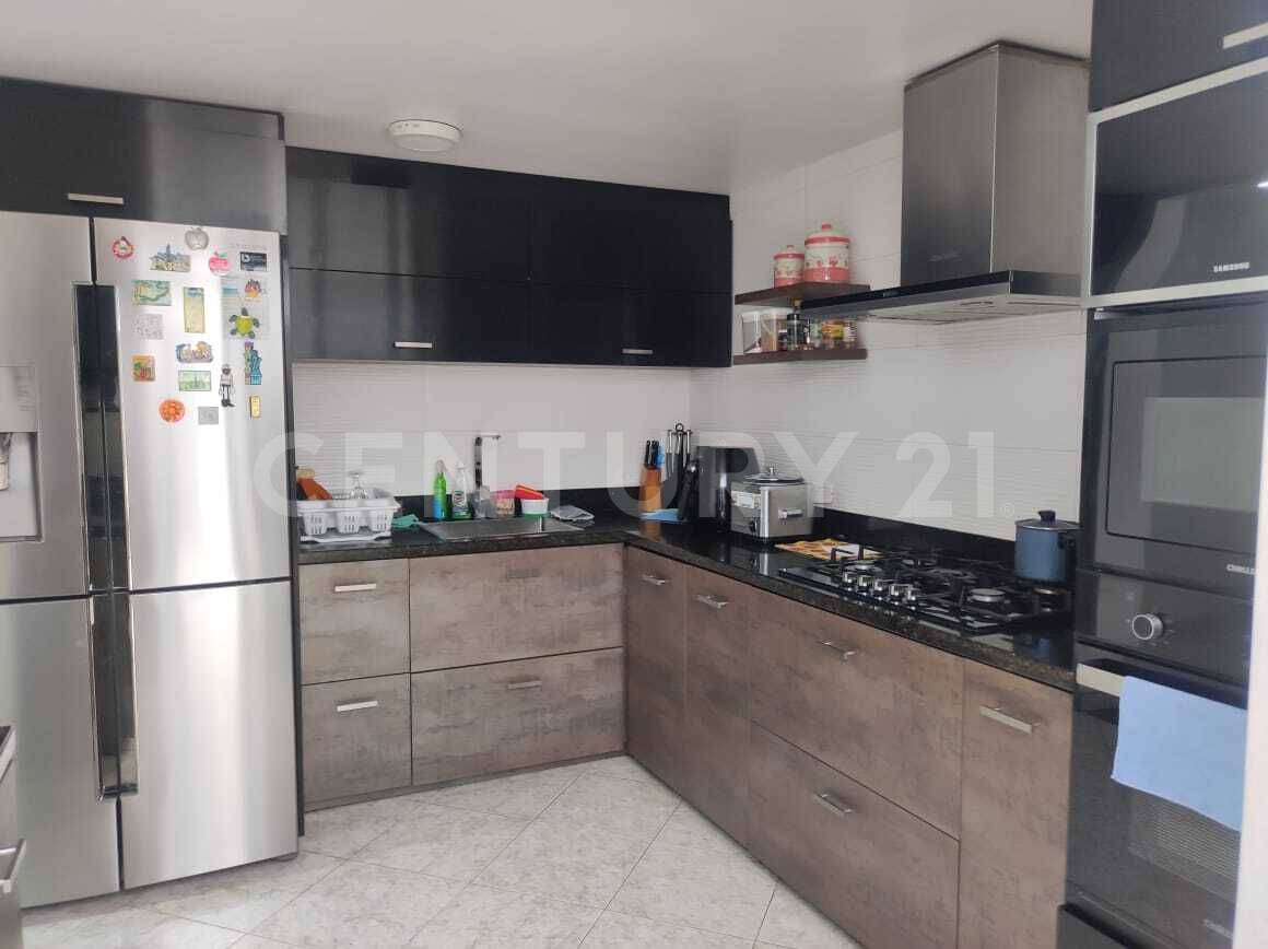 Casa en venta en Modelia, Bogotá · foto 8 de 21