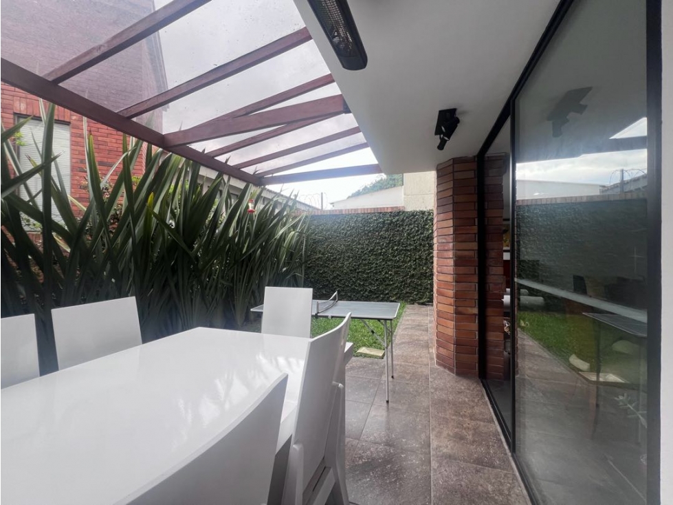Casa en venta en Sancancio, Manizales · foto 3 de 24