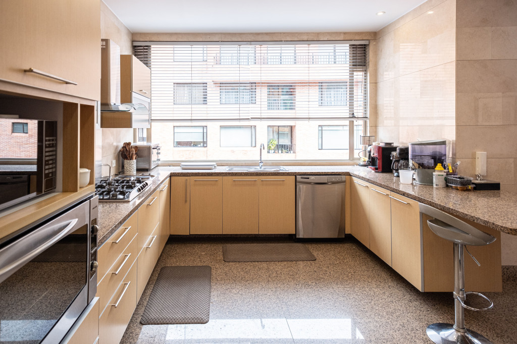 Apartamento en venta en El Refugio, Bogotá · foto 18 de 24